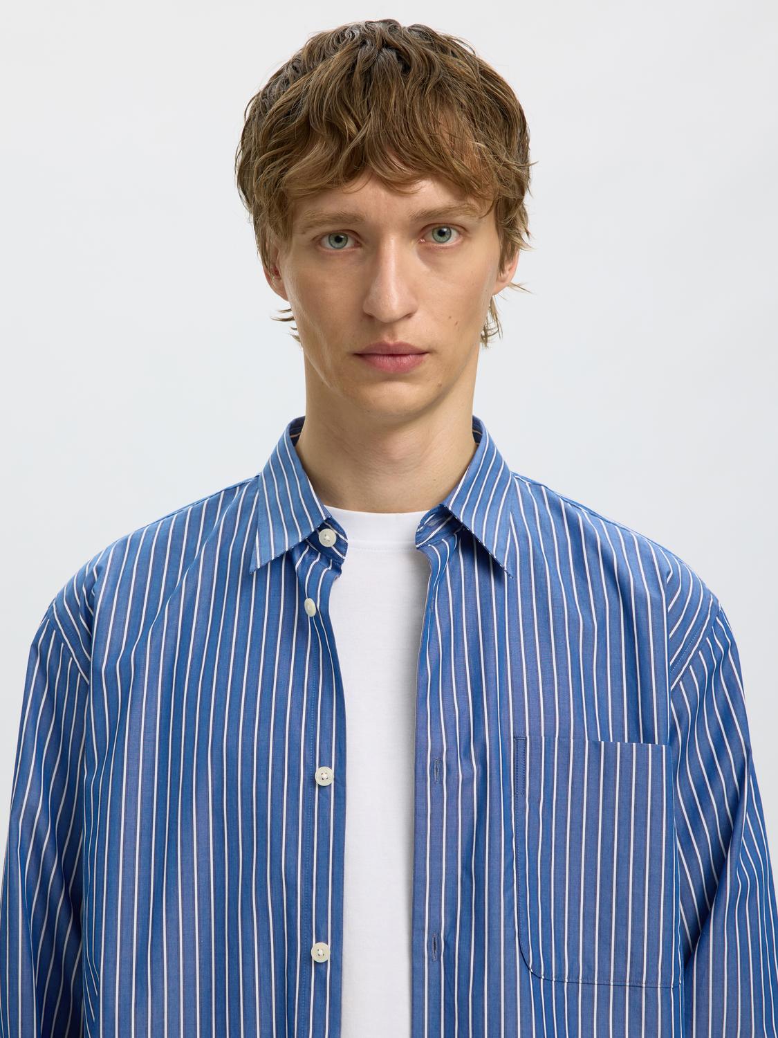 model_shot-detail